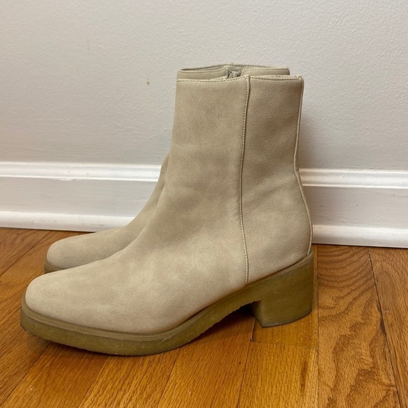 Coconuts by Matisse Elsa Ankle Boot Ivory-Cream 7.5 READ DESCRIPTION - Picture 1 of 9